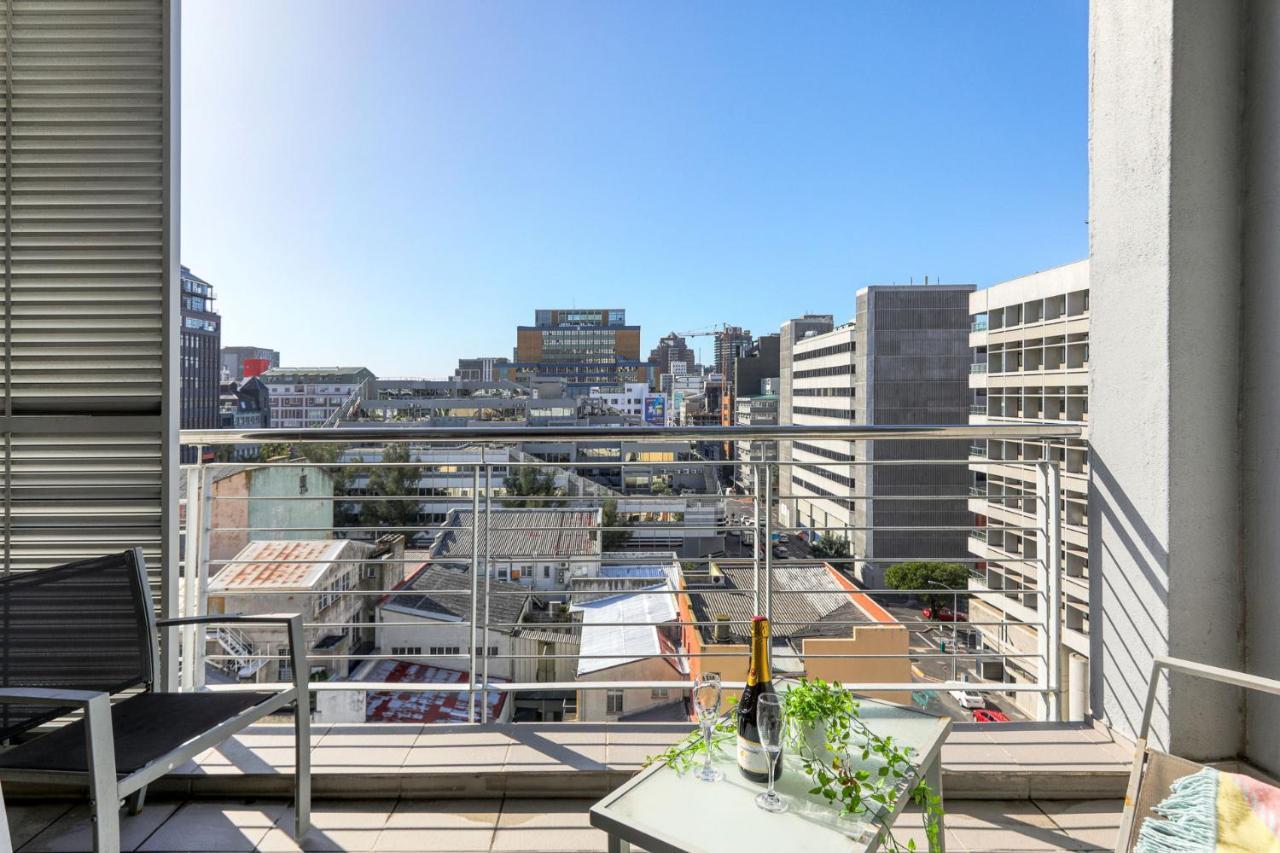 Backup-Powered Colourfull City Balcony Apartment Cape Town Exterior photo